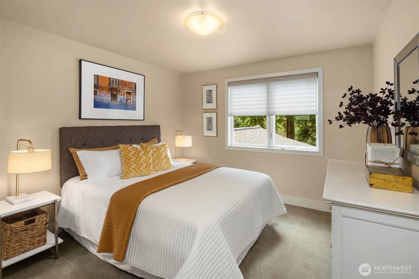 Property photo for 25137 Se Mirrormont Place, Issaquah photo 30
