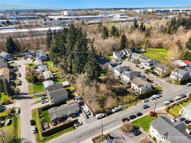 Property photo for 0 Xxx 18th Avenue W, Everett photo 3