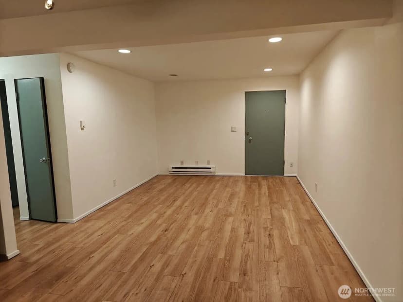 Property photo for 11521 26th Avenue Ne, Seattle photo 16