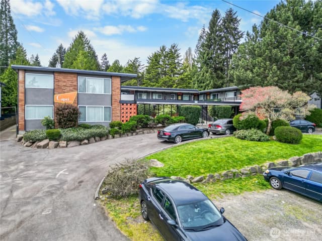 Property photo for 11521 26th Avenue Ne, Seattle photo 2