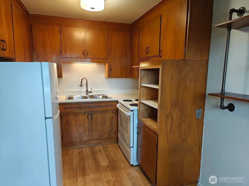 Property photo for 11521 26th Avenue Ne, Seattle photo 18
