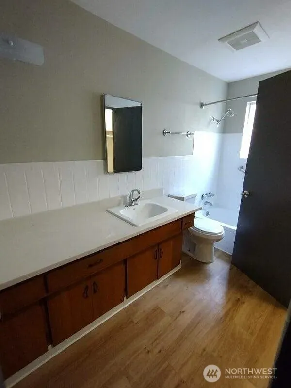 Property photo for 11521 26th Avenue Ne, Seattle photo 21
