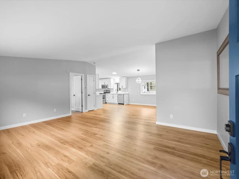 Property photo for 20500 Se 32nd Drive, Bothell photo 16