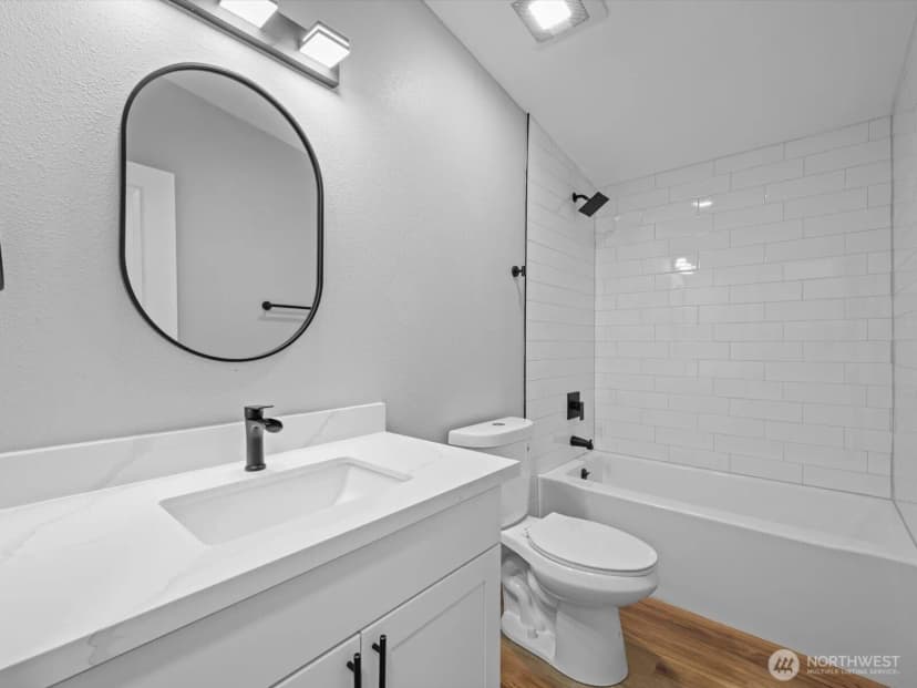 Property photo for 20500 Se 32nd Drive, Bothell photo 21