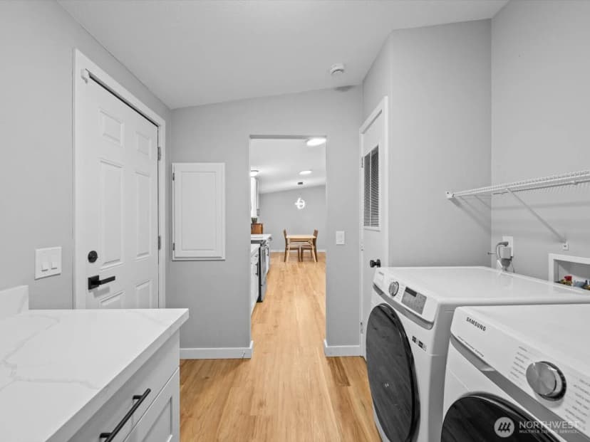 Property photo for 20500 Se 32nd Drive, Bothell photo 20