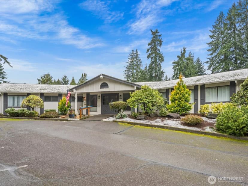 Property photo for 20500 Se 32nd Drive, Bothell photo 34
