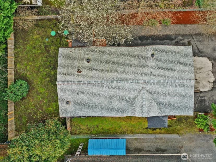 Property photo for 20500 Se 32nd Drive, Bothell photo 38