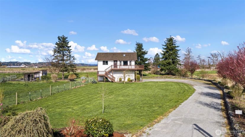 Property photo for 9405 Thomle Road, Stanwood photo 4