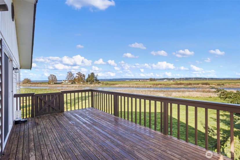 Property photo for 9405 Thomle Road, Stanwood photo 8