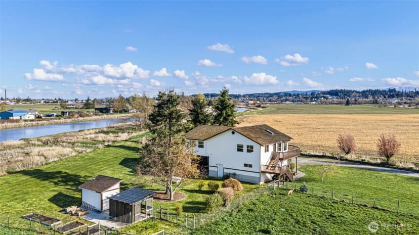 Property photo for 9405 Thomle Road, Stanwood photo 22