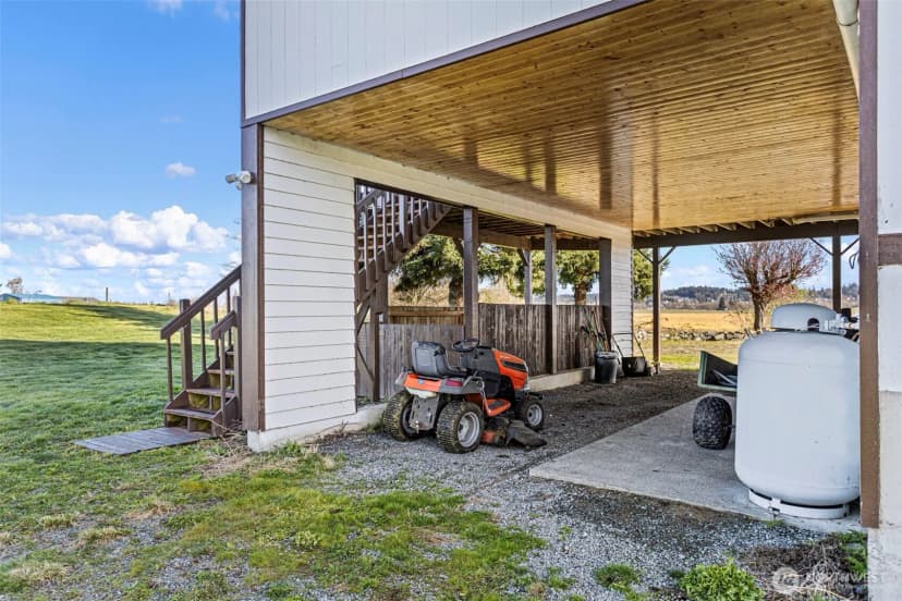 Property photo for 9405 Thomle Road, Stanwood photo 17