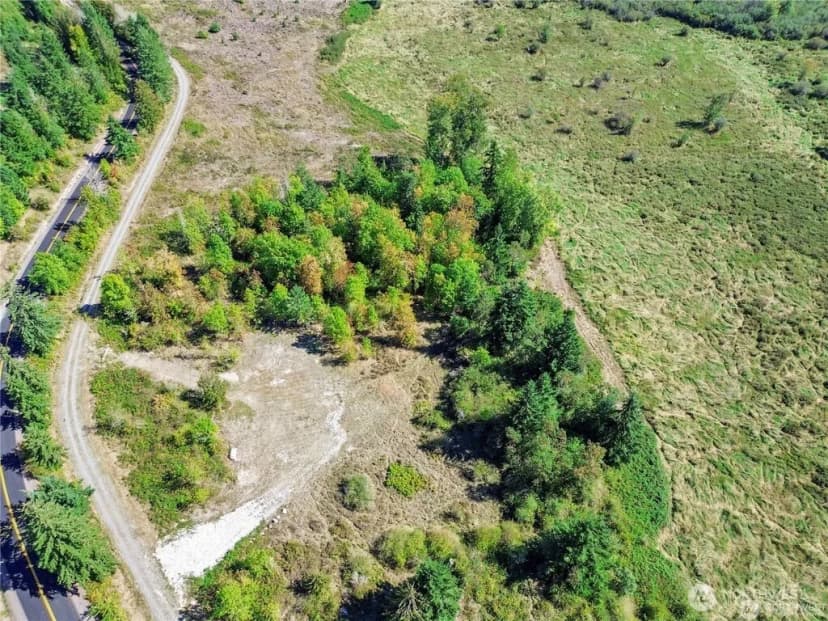Property photo for 40325 Dean Kreger Road E, Eatonville photo 8
