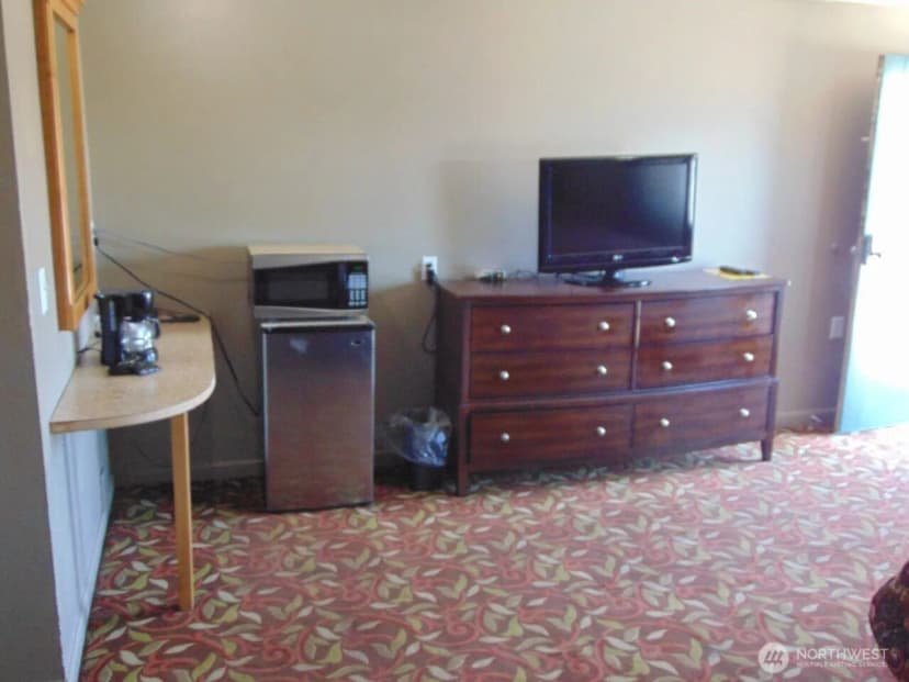 Property photo for 12525 W Sunset Highway, Airway Heights photo 21