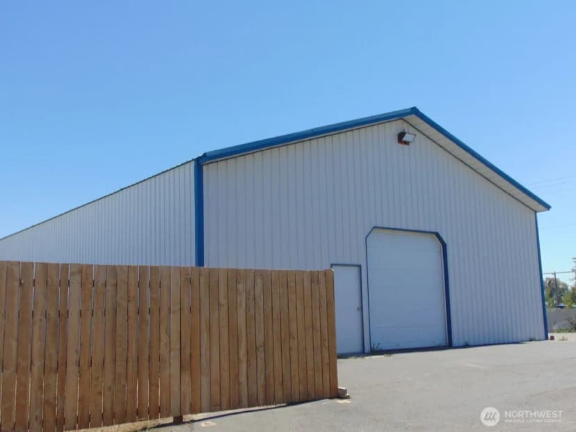 Property photo for 12525 W Sunset Highway, Airway Heights photo 3