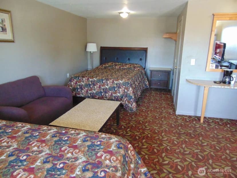 Property photo for 12525 W Sunset Highway, Airway Heights photo 24