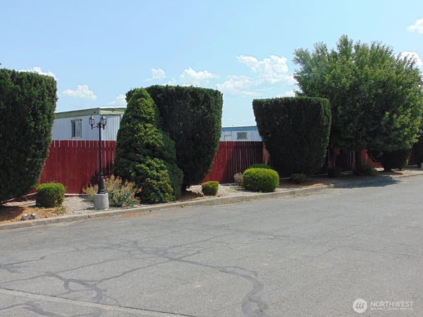 Property photo for 12525 W Sunset Highway, Airway Heights photo 7
