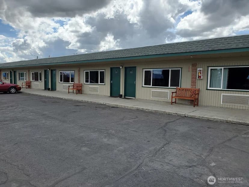 Property photo for 12525 W Sunset Highway, Airway Heights