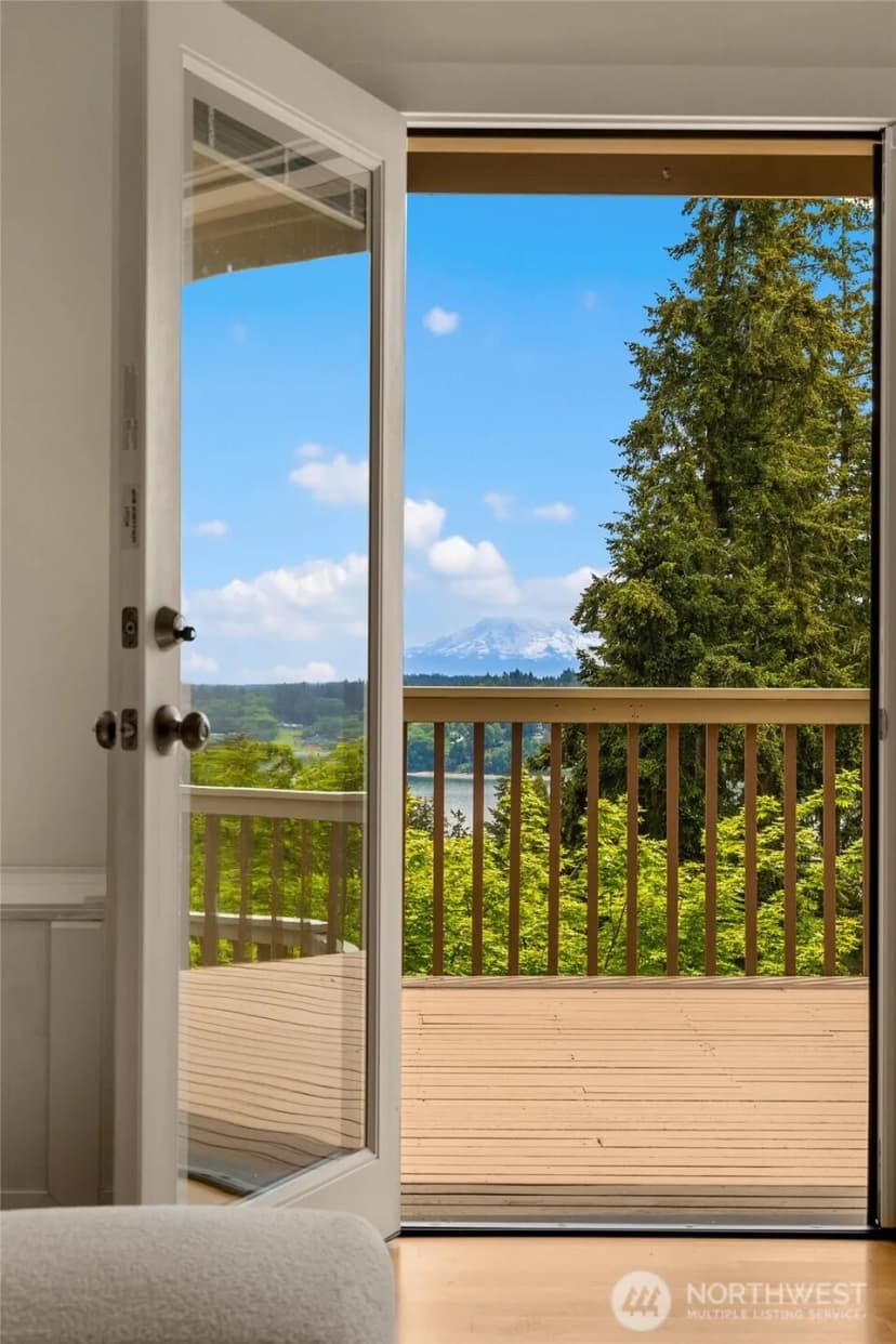 Property photo for 8226 Granite Drive Nw, Gig Harbor photo 7
