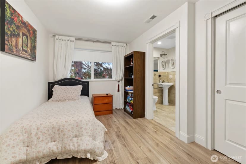 Property photo for Address withheld, Mukilteo photo 19