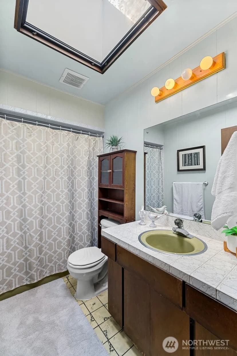 Property photo for 19237 35th Avenue S, Sea Tac photo 9