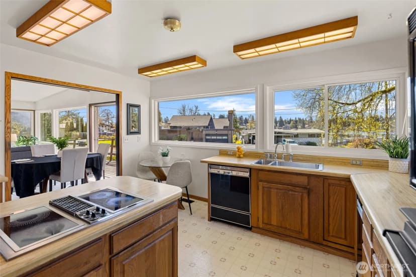 Property photo for 19237 35th Avenue S, Sea Tac photo 8