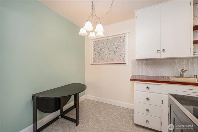 Property photo for 7 Harrison Street #20, Seattle photo 8