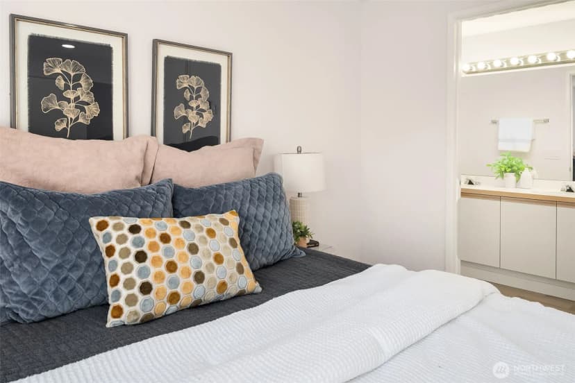 Property photo for 5505 S 236th Place, Kent photo 12
