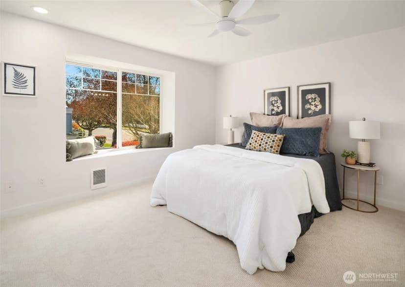 Property photo for 5505 S 236th Place, Kent photo 11