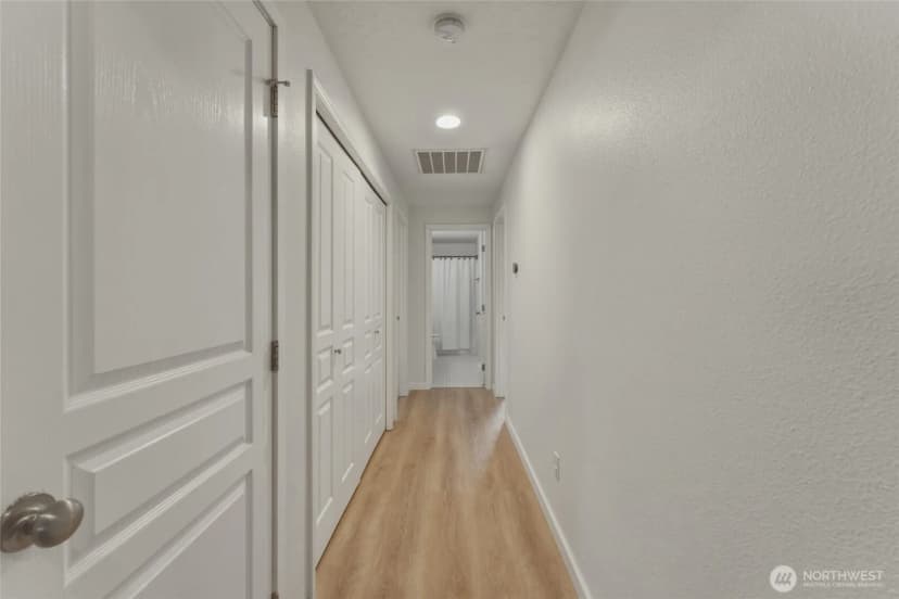 Property photo for 1203 Sw Carver Street, College Place photo 13