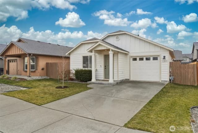 Property photo for 1203 Sw Carver Street, College Place photo 2