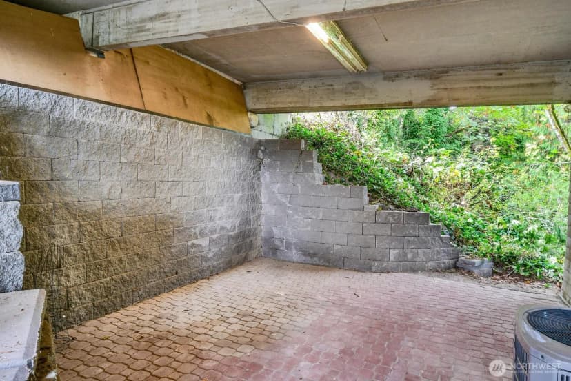 Property photo for 13542 40th Avenue Ne, Seattle photo 34