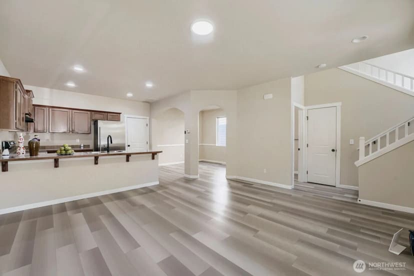 Property photo for 367 Graham Avenue Ne, Renton photo 9