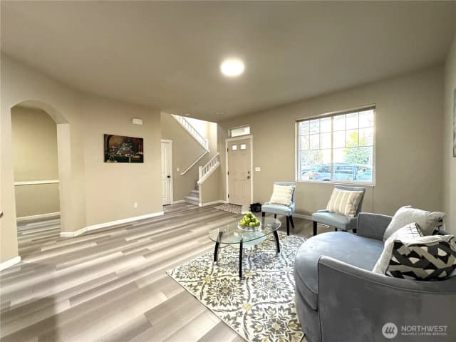 Property photo for 367 Graham Avenue Ne, Renton photo 4