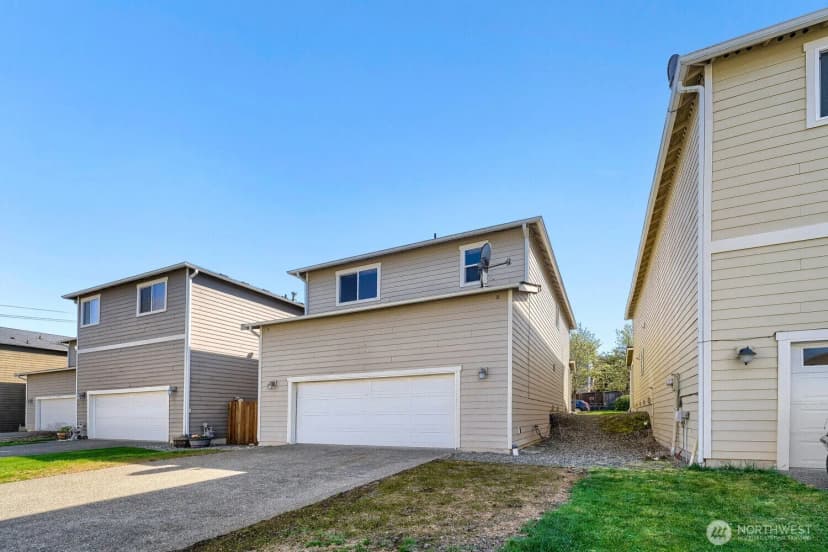 Property photo for 367 Graham Avenue Ne, Renton photo 37