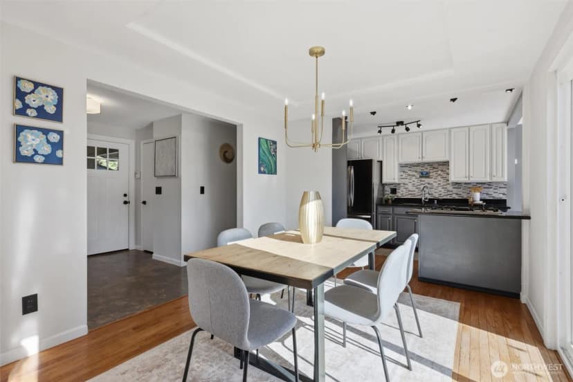 Property photo for 115 S 214th Street, Normandy Park photo 9