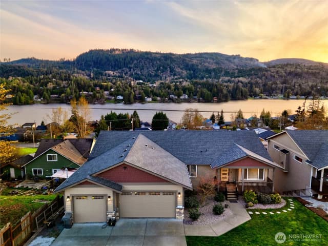 Property photo for 18180 Freedom Lane, Mount Vernon