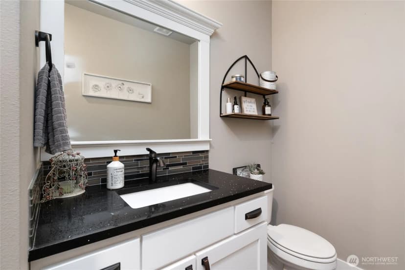 Property photo for 18180 Freedom Lane, Mount Vernon photo 20