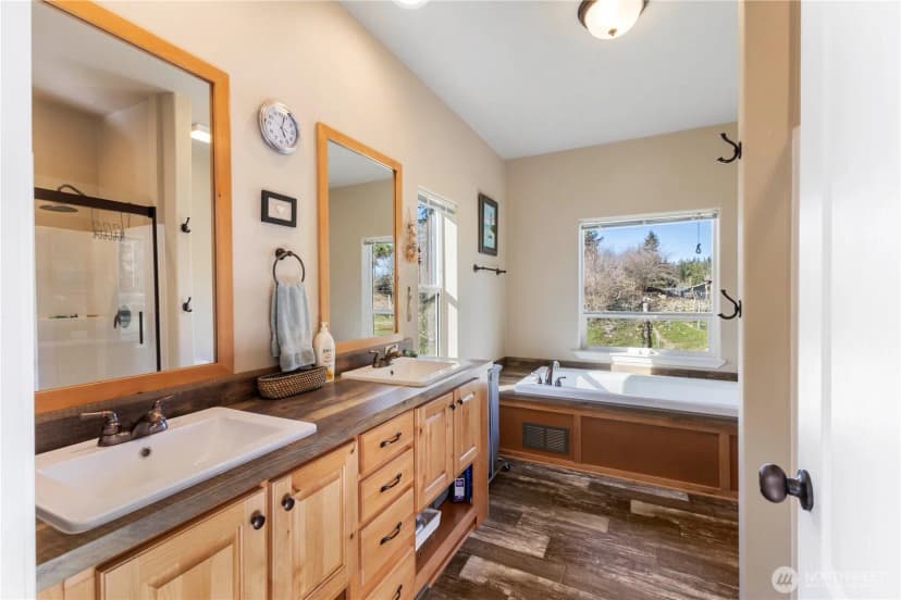 Property photo for 13113 Algyer Road Se, Rainier photo 16