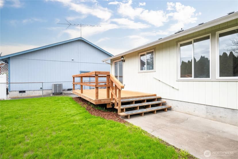 Property photo for 130 Dehning Drive, Woodland photo 17