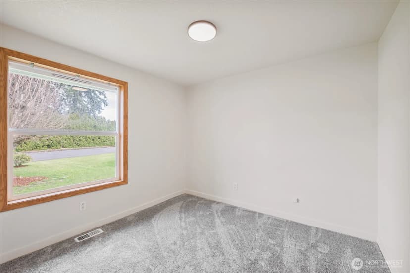 Property photo for 130 Dehning Drive, Woodland photo 13