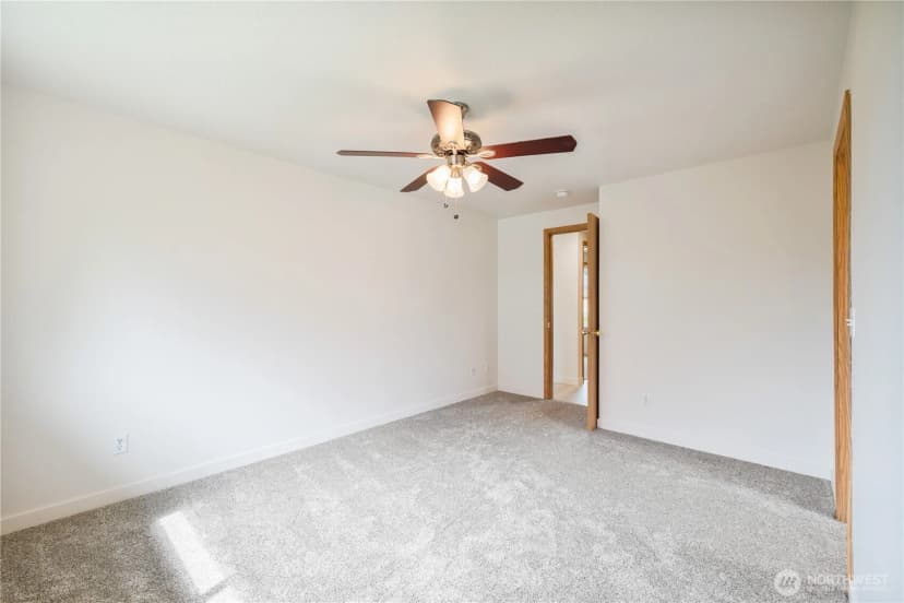 Property photo for 130 Dehning Drive, Woodland photo 8