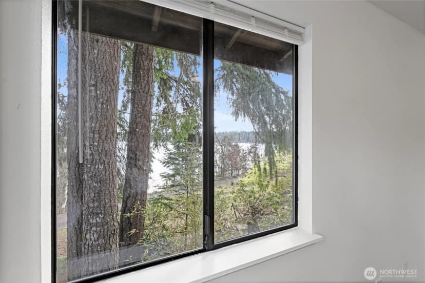 Property photo for 4806 Sunrise Beach Road Nw, Olympia photo 19