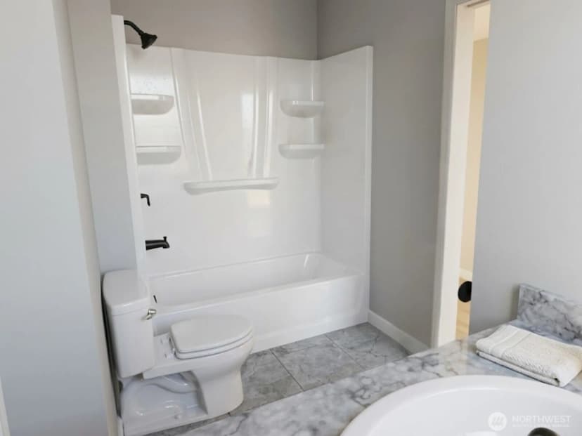 Property photo for 6 Endor Heights Court, Vader photo 11