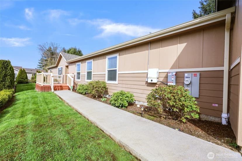 Property photo for 3516 Meadowbrook Lane Se, Lacey photo 36
