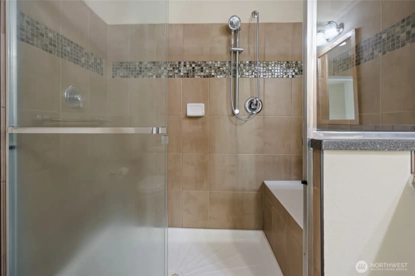 Property photo for 3516 Meadowbrook Lane Se, Lacey photo 17