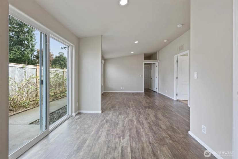 Property photo for 3516 Meadowbrook Lane Se, Lacey photo 10