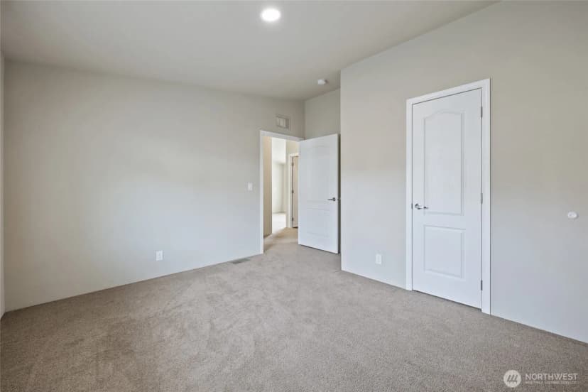 Property photo for 3516 Meadowbrook Lane Se, Lacey photo 28