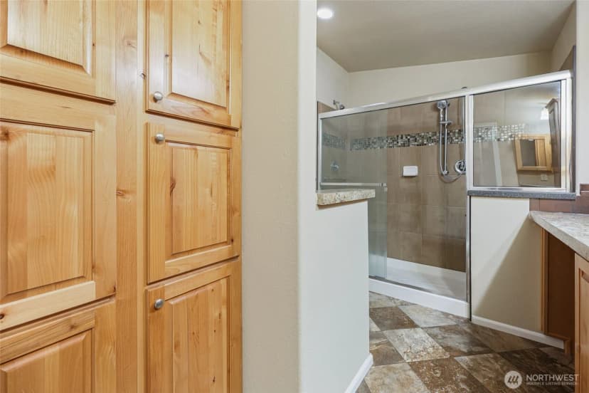 Property photo for 3516 Meadowbrook Lane Se, Lacey photo 21