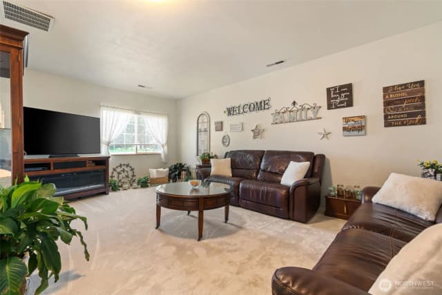 Property photo for 5514 H Jackson Highway, Toledo photo 4