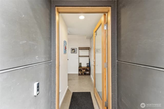 Property photo for 3648 36th Avenue S #b, Seattle photo 4